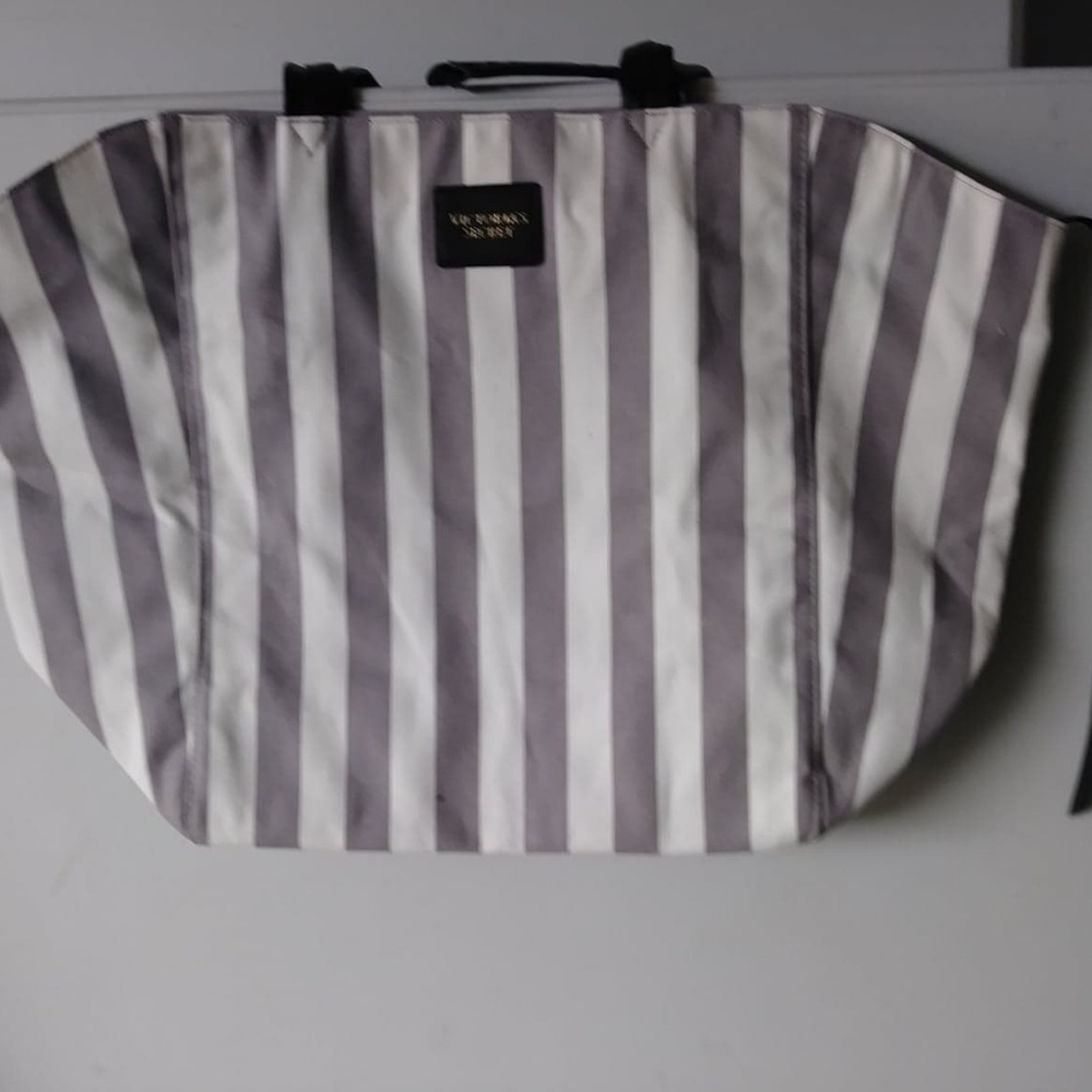 Victoria Secrets tote